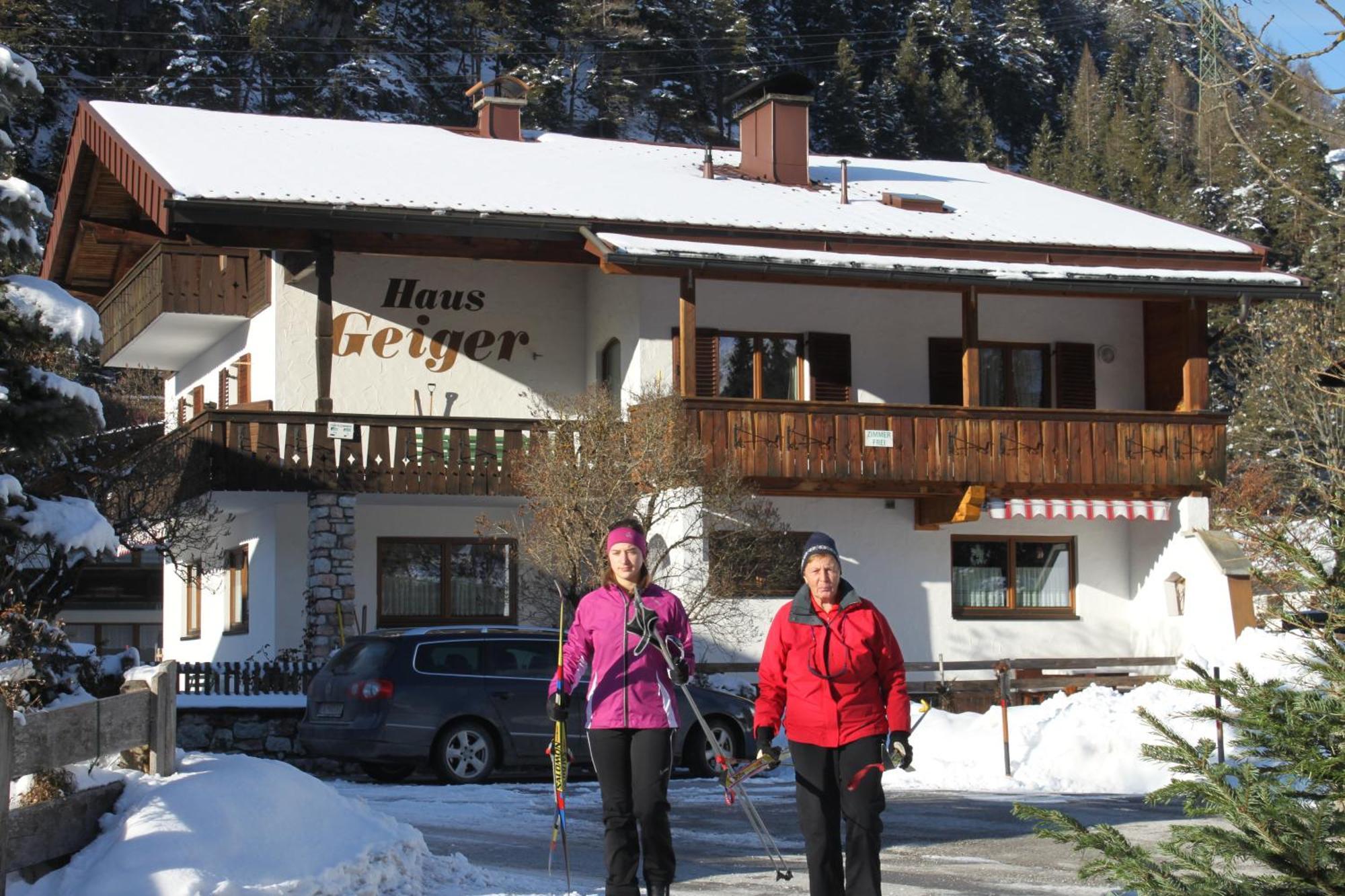 Haus Geiger Panzió Scharnitz Kültér fotó