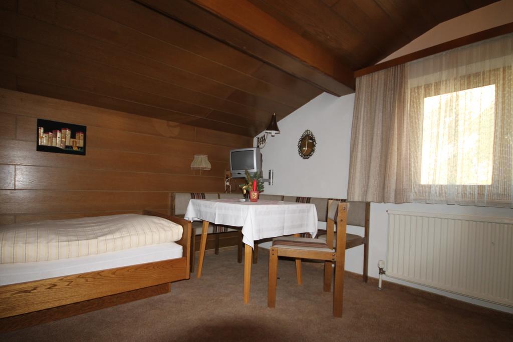 Haus Geiger Panzió Scharnitz Kültér fotó