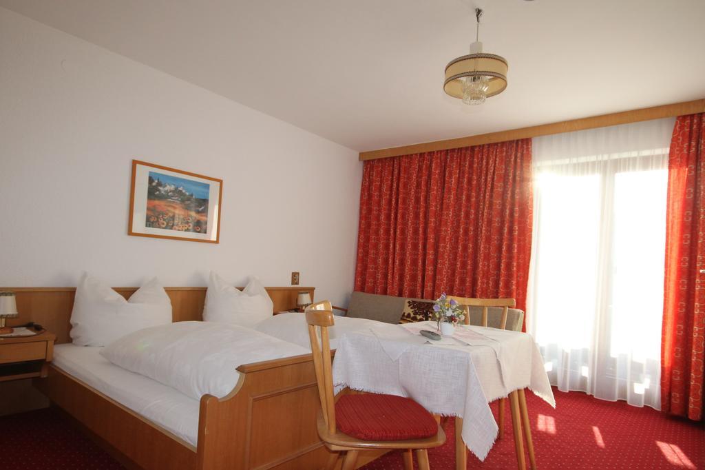 Haus Geiger Panzió Scharnitz Kültér fotó