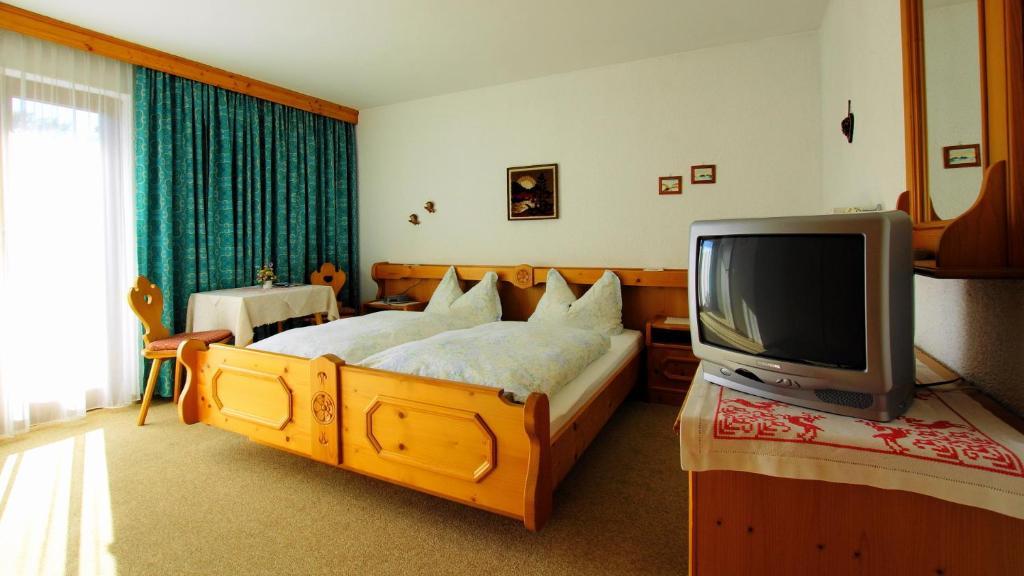 Haus Geiger Panzió Scharnitz Szoba fotó